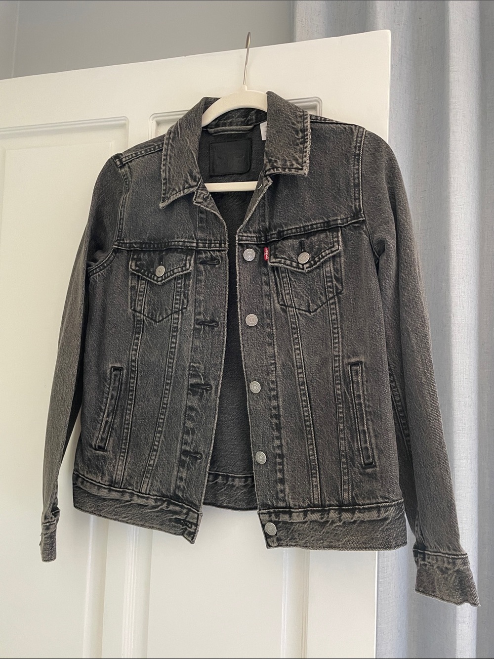 Levi's Washed Black Denim Trucker Jacket with Red Tab xs